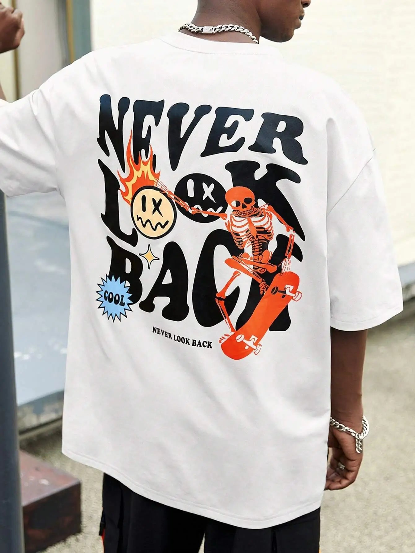 Never Look Back Creative Smile Skull Printing Cartoons Tee